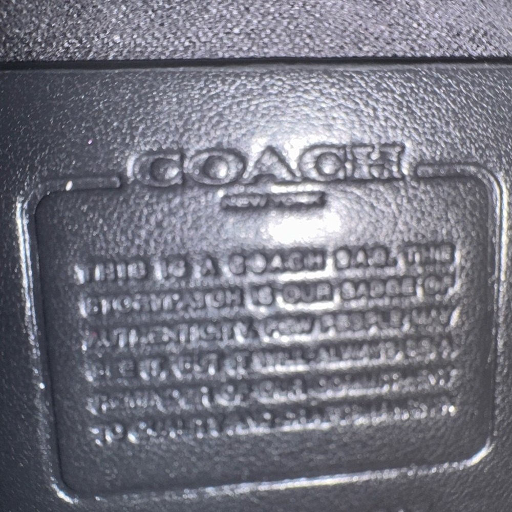 Coach - Picture 5 of 6